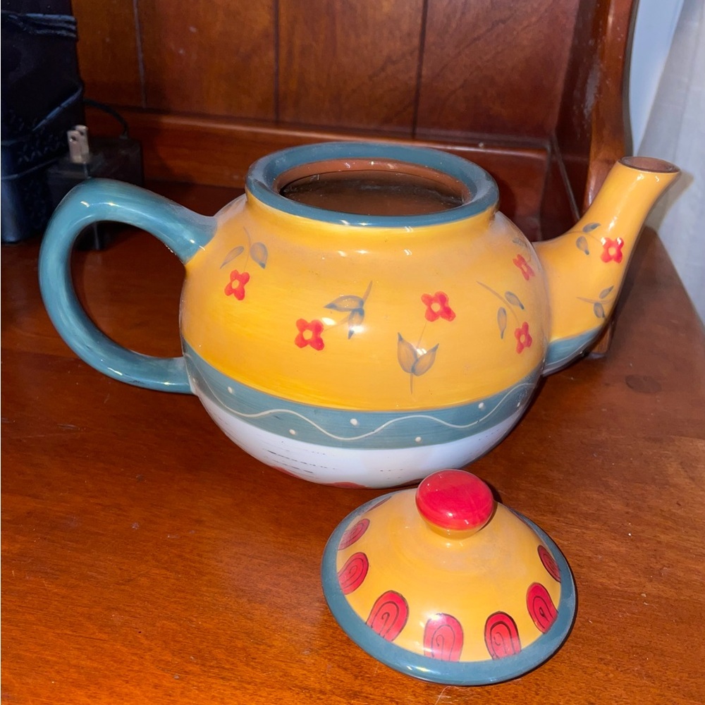 Teapot - Picture 2 of 3